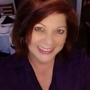 Meet your Posher, Vicki